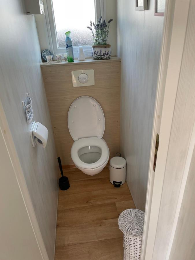 Chalet Up To 5 Persons Knokke Екстериор снимка
