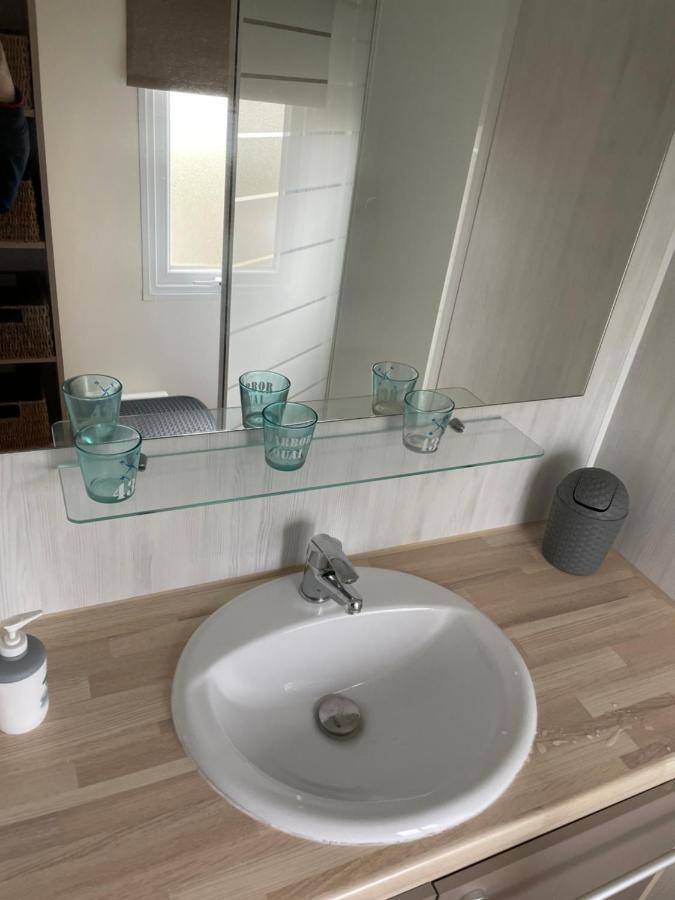 Chalet Up To 5 Persons Knokke Екстериор снимка